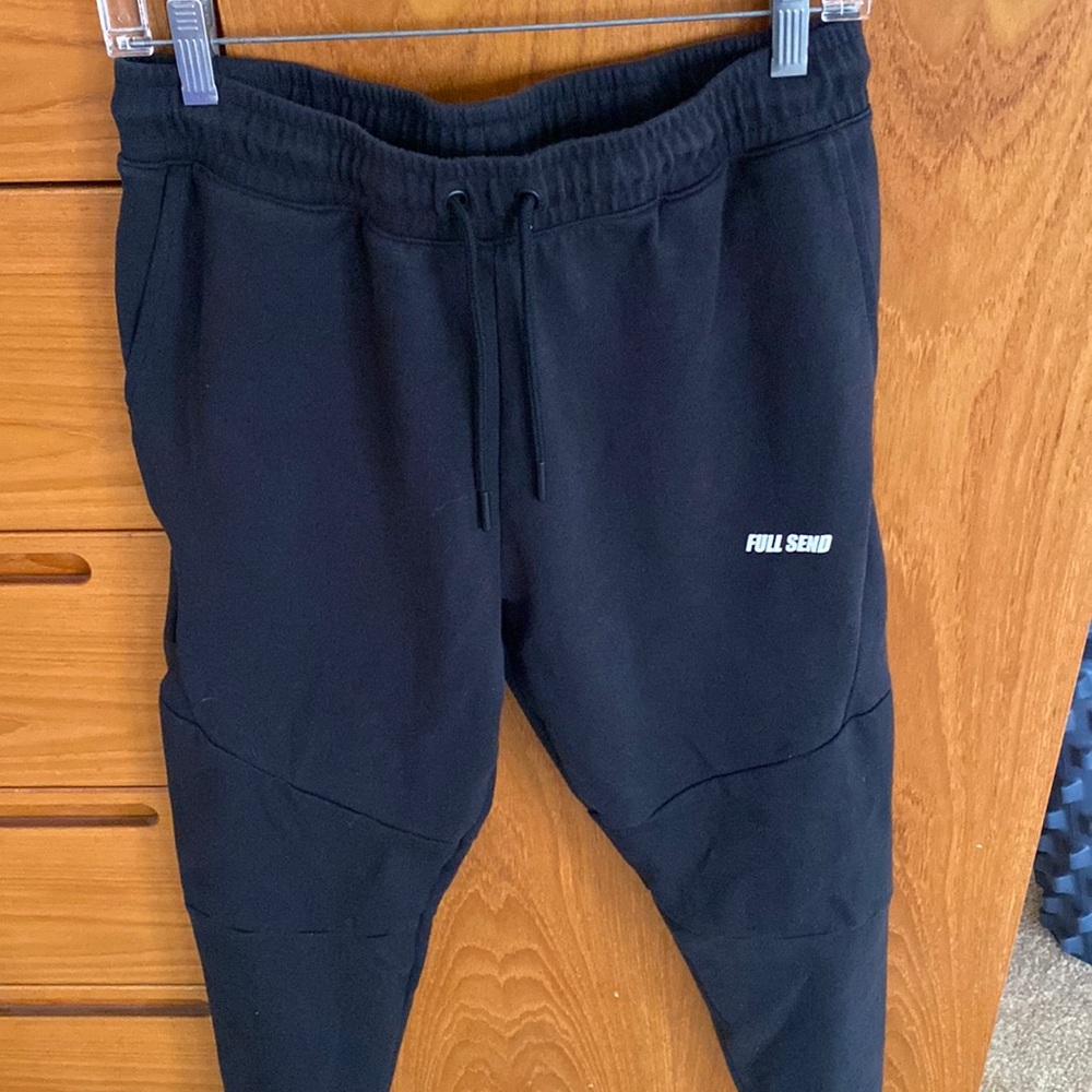 Full Send fitness fleece sweatpants size M
